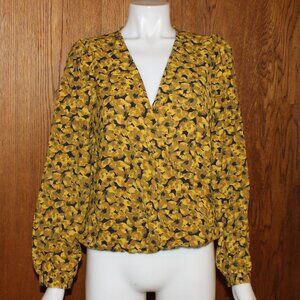 🎉HP🎉A New Day Gold and Black Floral Blouse